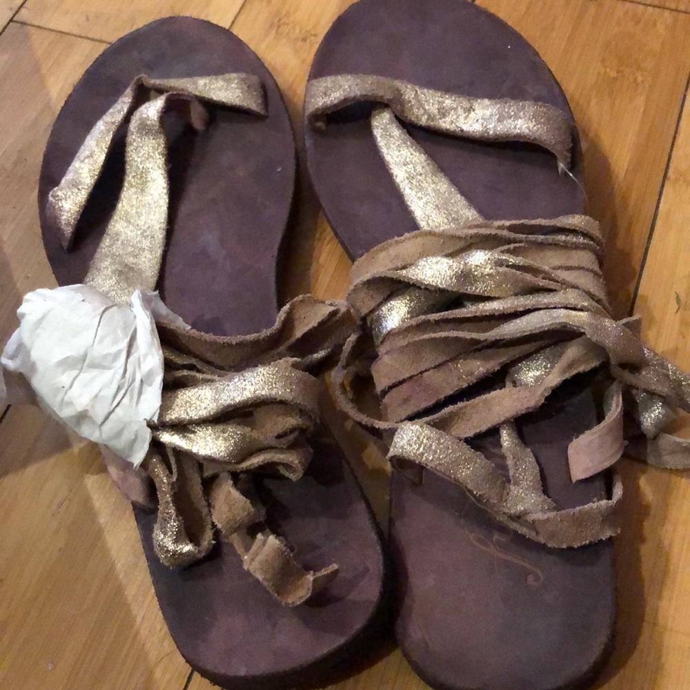 Free People wrap sandals. Sz 38. New!!